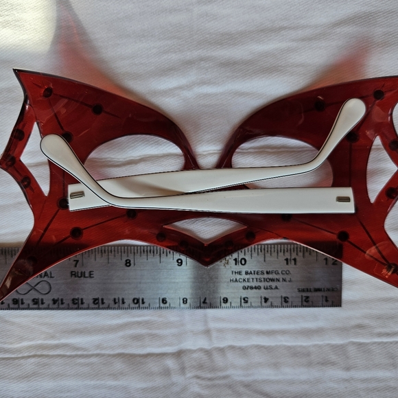 stand Grattea Glasses - Picture 4 of 6